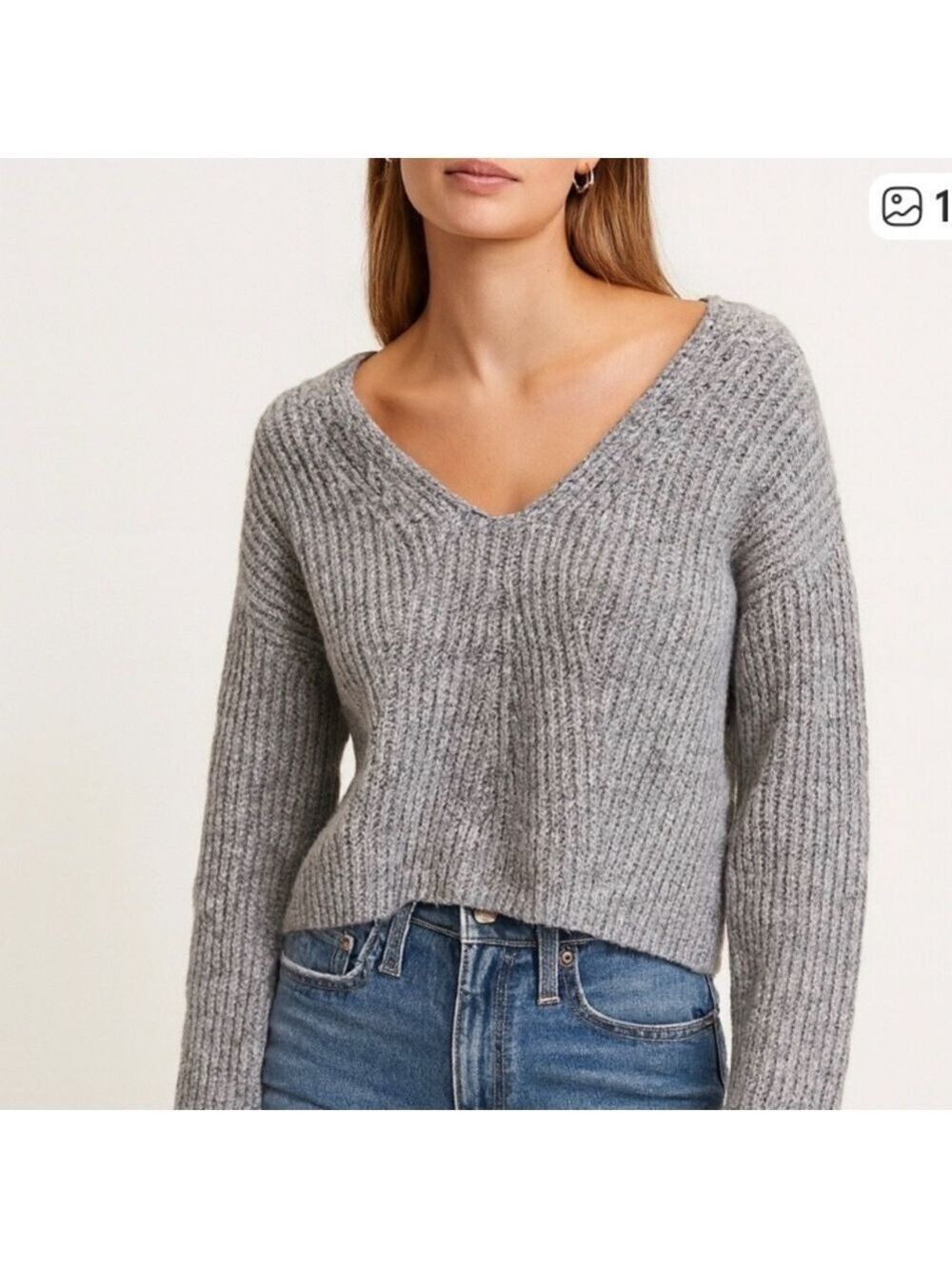 307. Garage Ribbed Chunky Vneck Sweater | Small | Grey